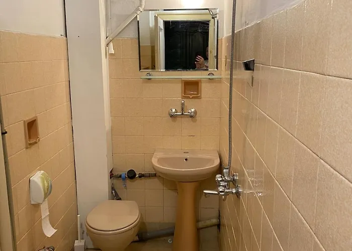 Comedy Theatre アパート ソフィア