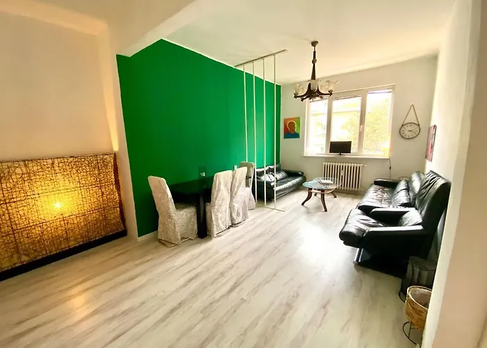 Lejlighed Comedy Theatre *